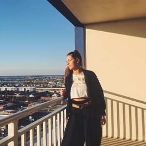 Meet your Posher, Claire